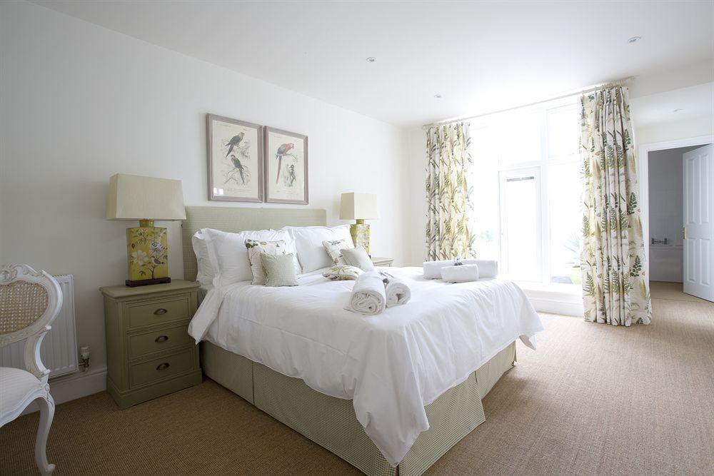 格雷斯精品住宿加早餐酒店 巴斯 外观 照片 A bedroom at The Old Rectory